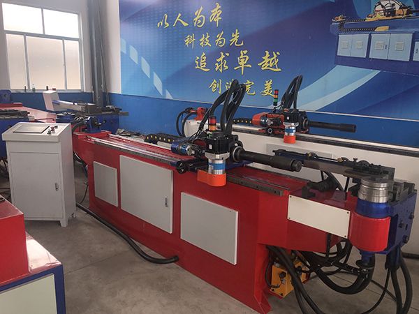 DW38CNC型全自動彎管機(jī)